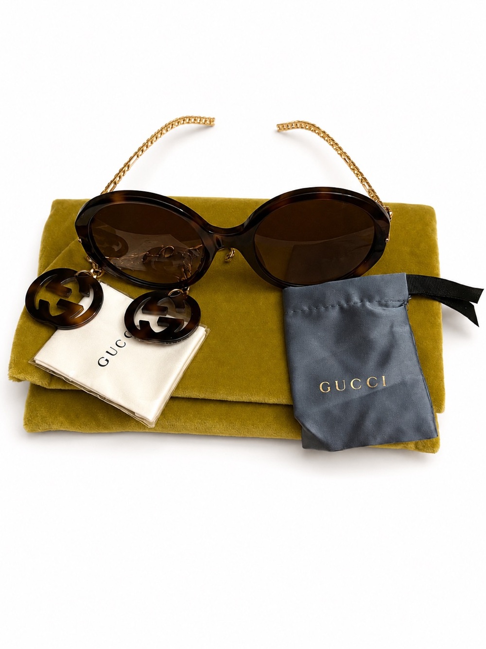 ✨Gucci Oversized Round Sunglasses with dangling GG ( detachable) ✨ - Picture 11 of 13